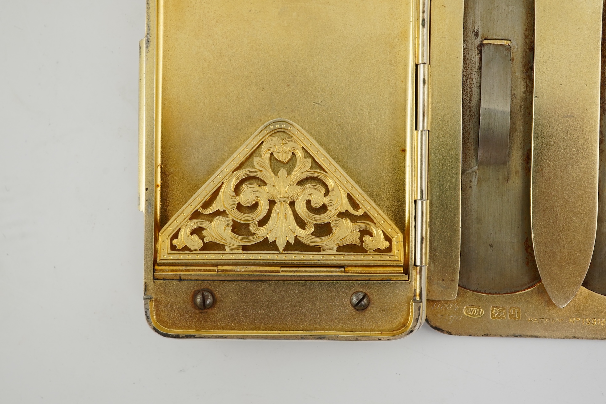 A George V patent silver 'Nomismatikos' coin purse, by William Edward Hurcomb, retailed by Lund, Cornhill